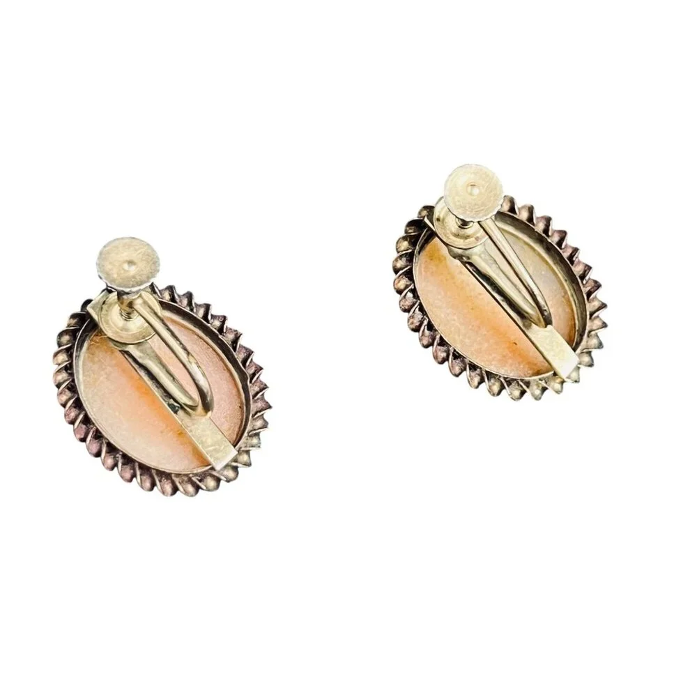 Vintage 1/20 12k GR Carved Shell Cameo Screw Back Earrings (5285) - Picture 6 of 8